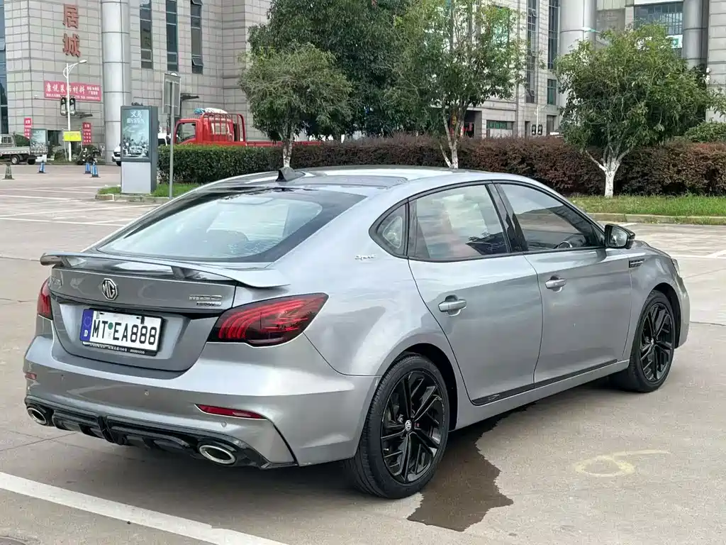 MG MG6 — миниатюра 9