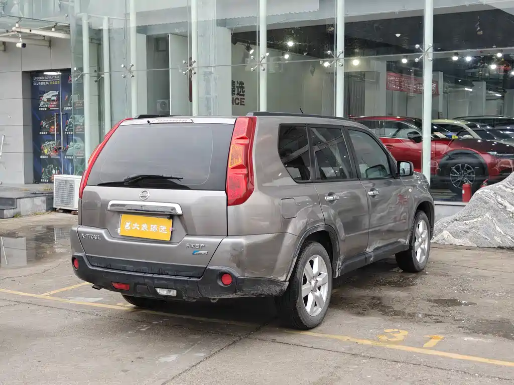 Nissan X-Trail — миниатюра 11