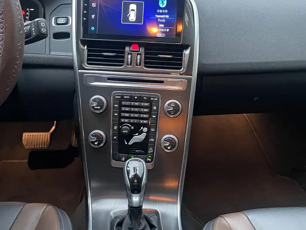 Volvo XC60 — миниатюра 11