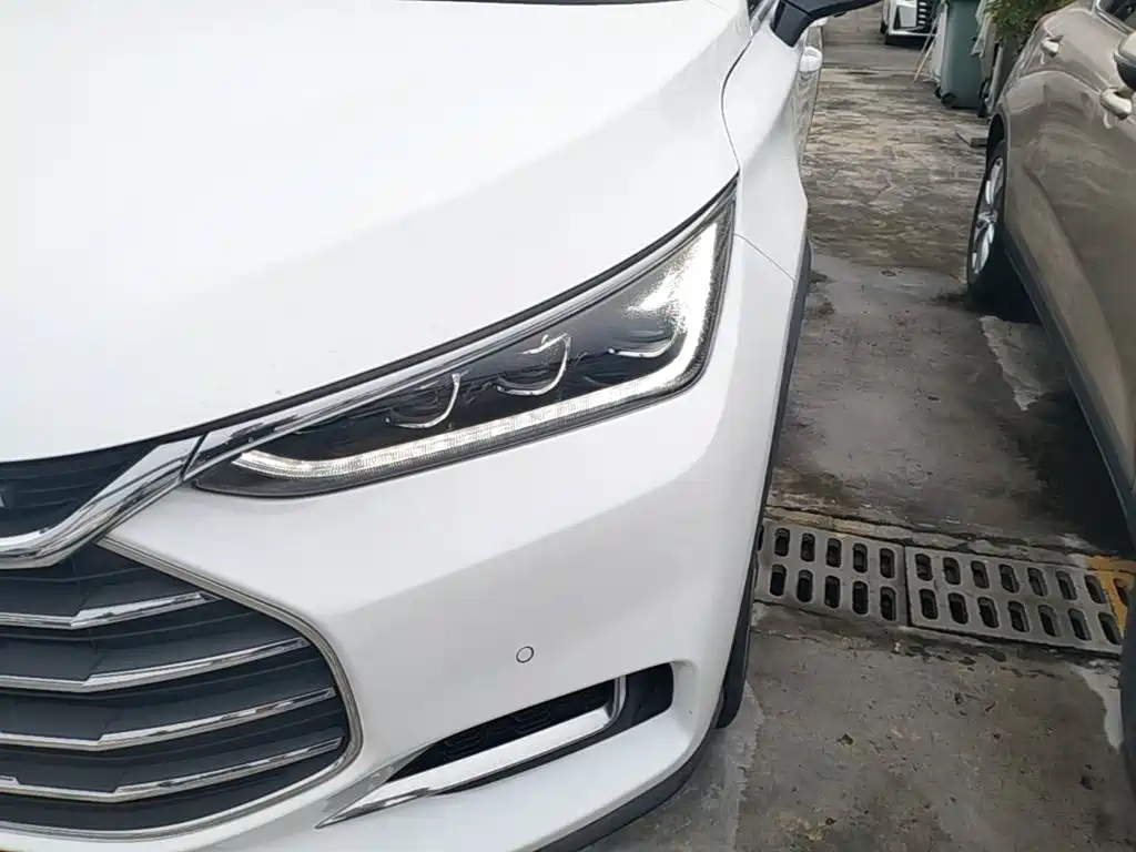 BYD Tang — миниатюра 24
