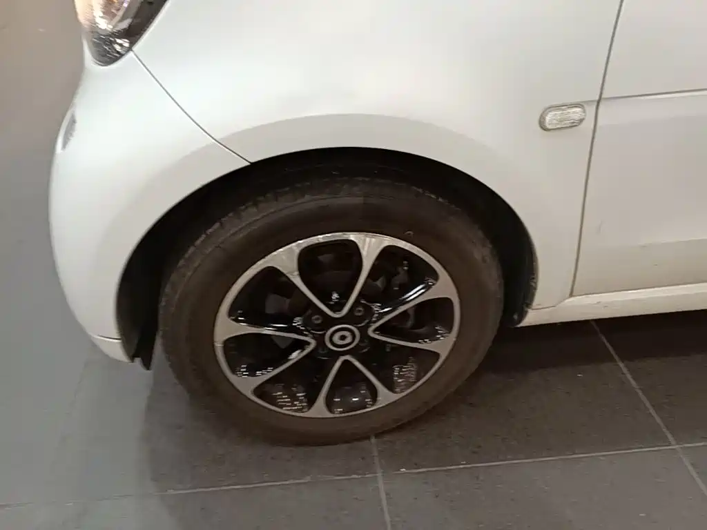 smart Smart Fortwo — миниатюра 23