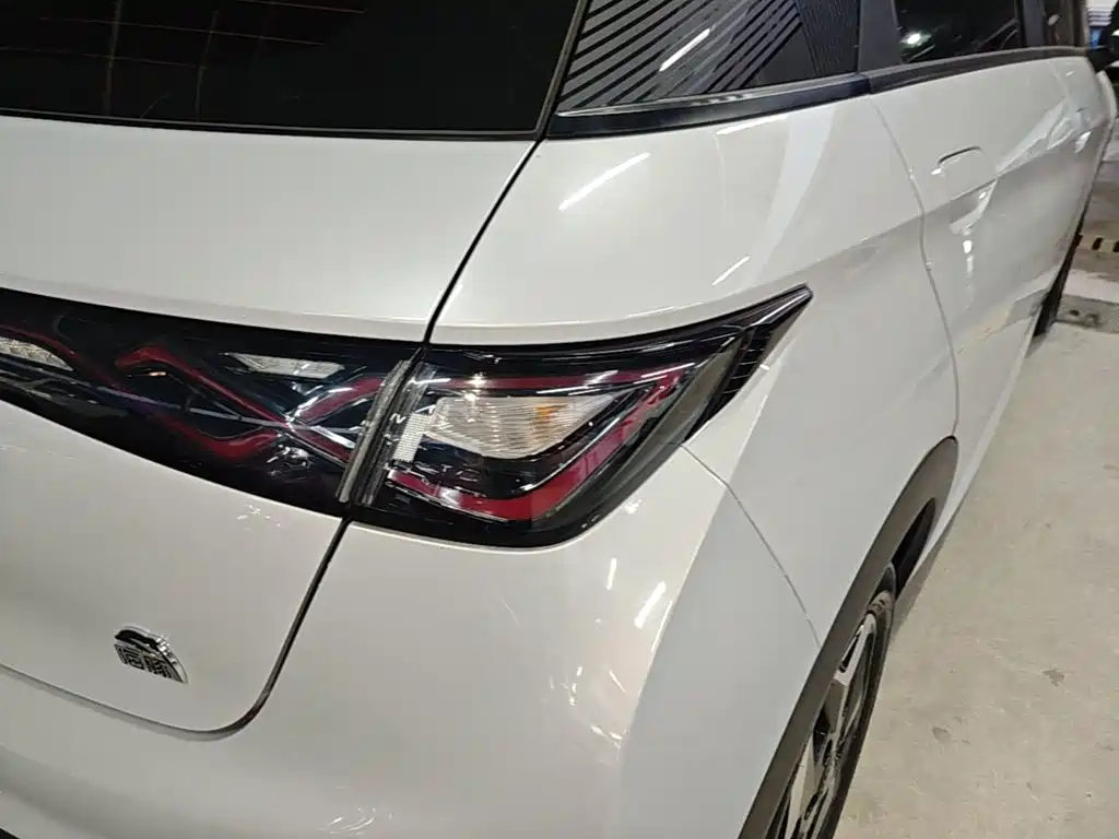 BYD Dolphin — миниатюра 8