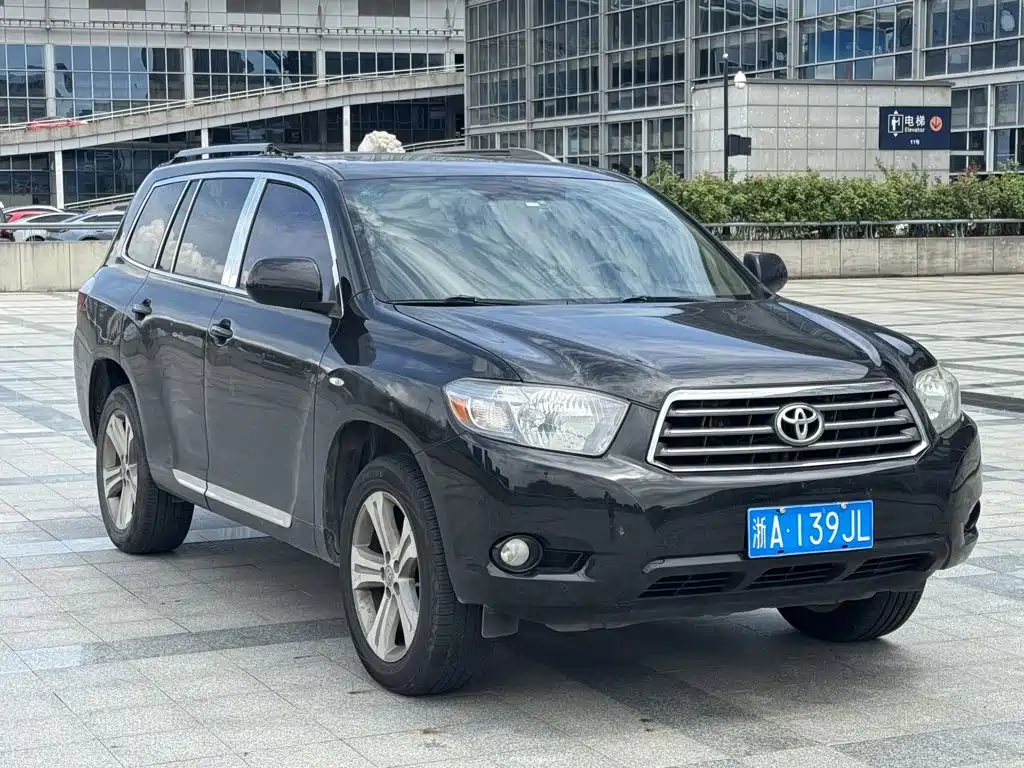 Toyota Highlander — миниатюра 6