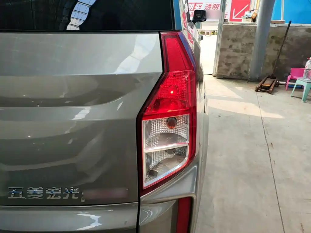 Wuling Hongguang PLUS — миниатюра 8
