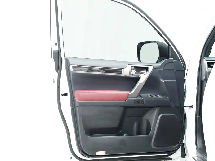 Lexus GX — миниатюра 17