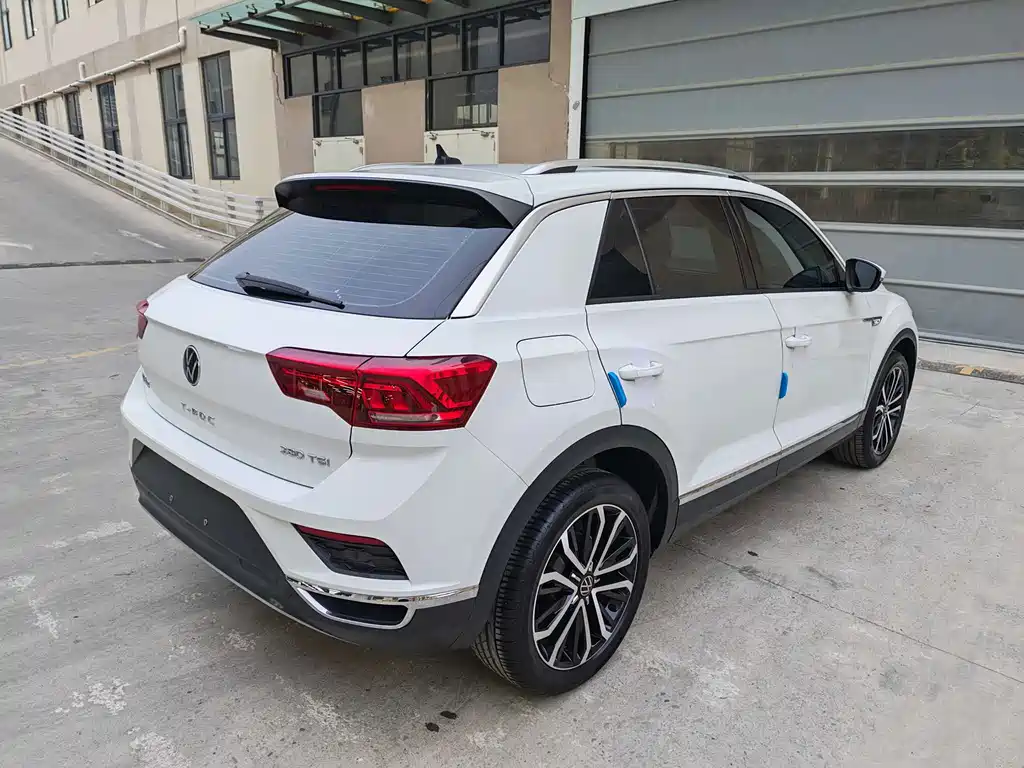 Volkswagen T-Roc — миниатюра 9