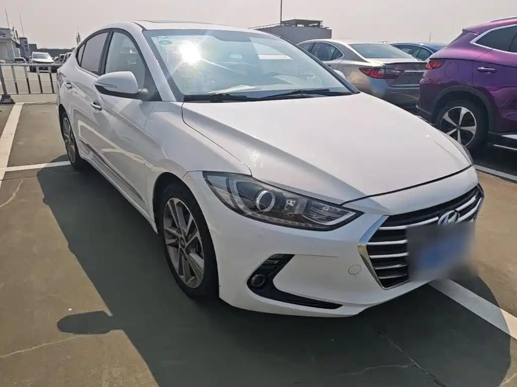 Hyundai Elantra 2016 1.6L AT Elite