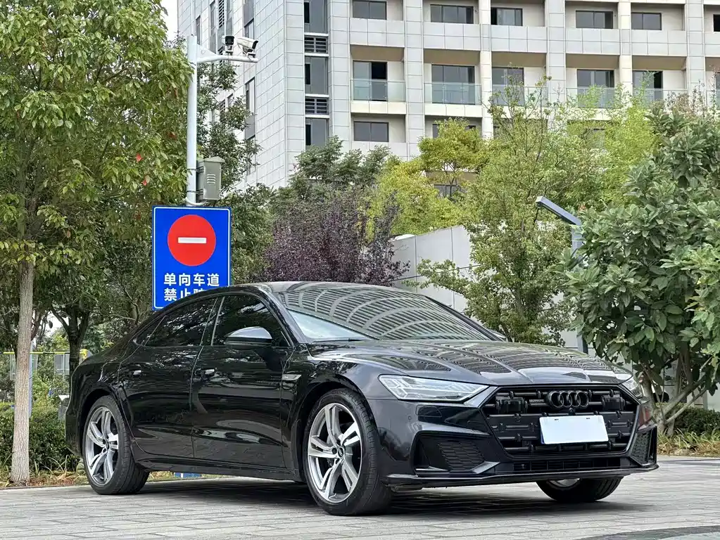 Audi A7L — миниатюра 3