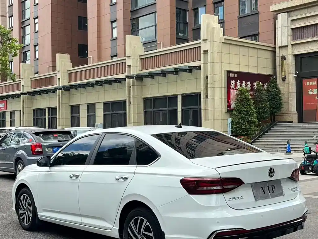Volkswagen Lavida — миниатюра 7