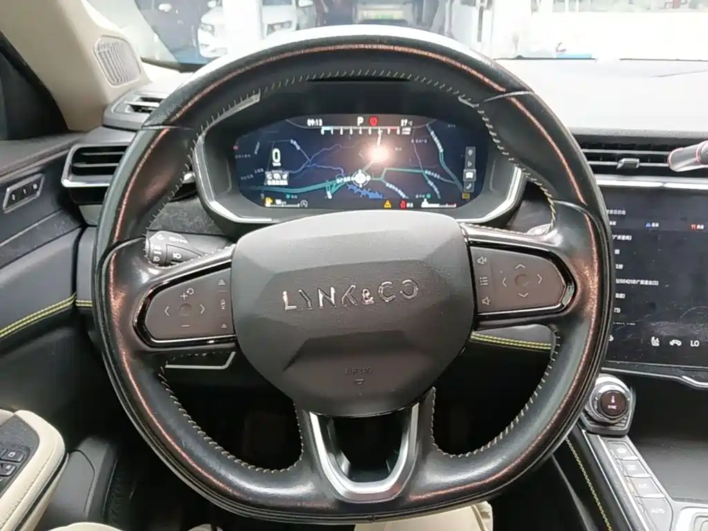 Lynk & Co 05 — миниатюра 11