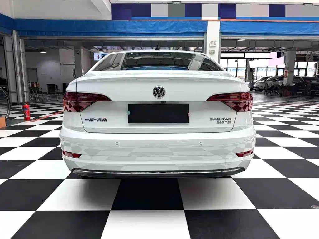 Volkswagen Sagitar — миниатюра 18