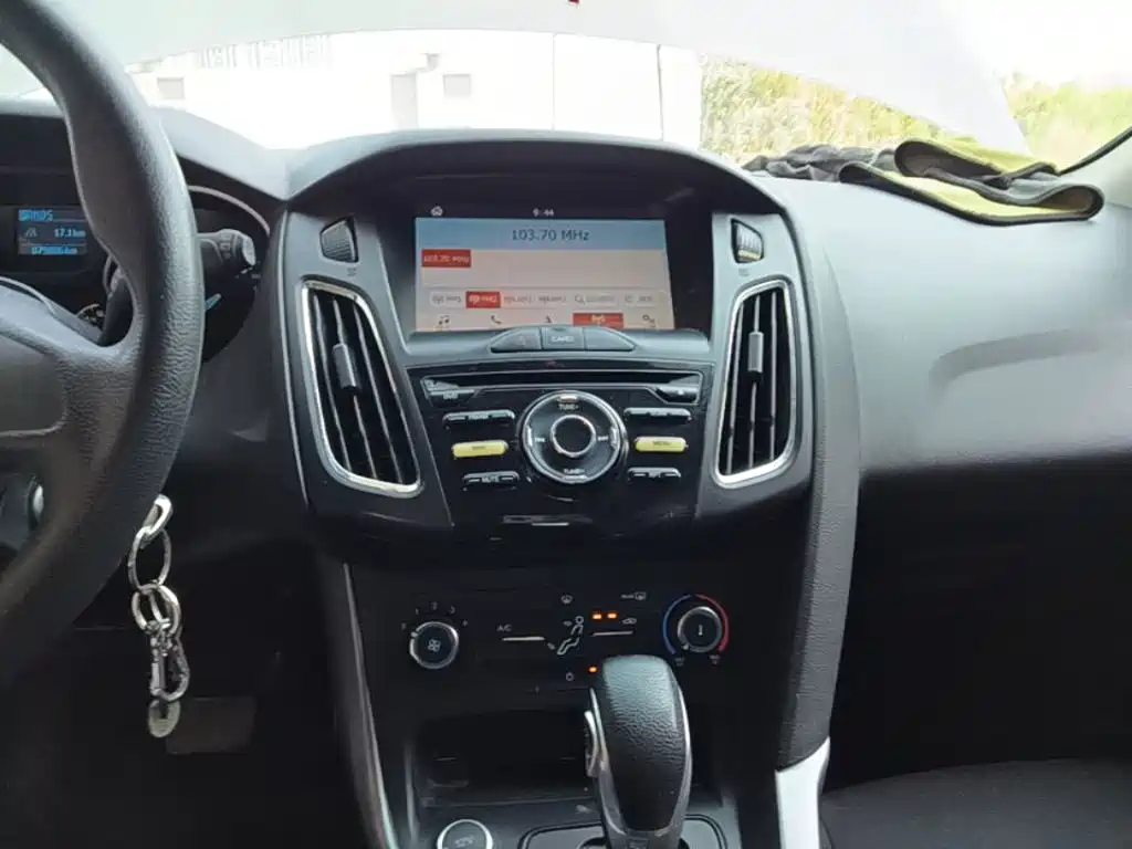 Ford Focus — миниатюра 13