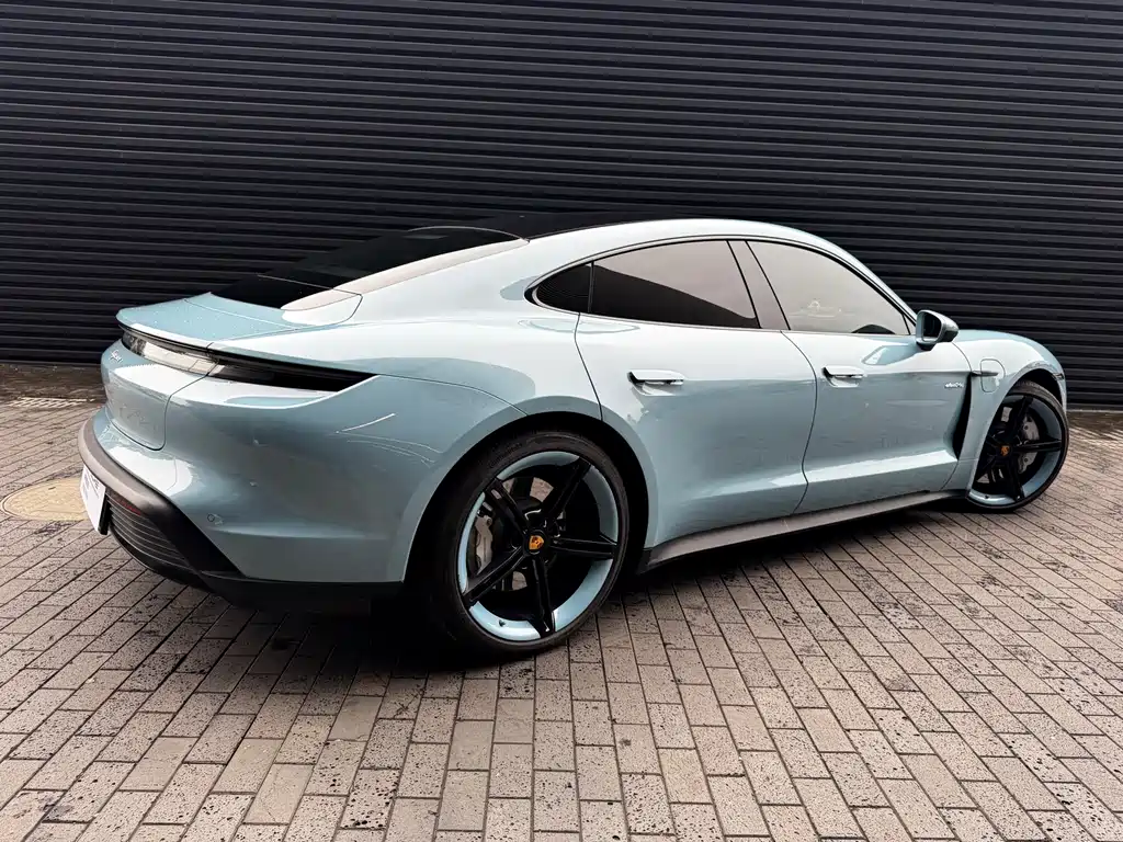 Porsche Taycan 2022 Taycan