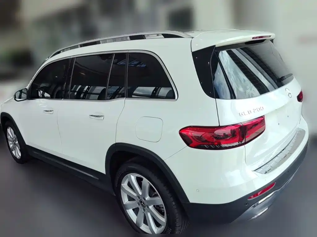 Mercedes-Benz GLB — миниатюра 7