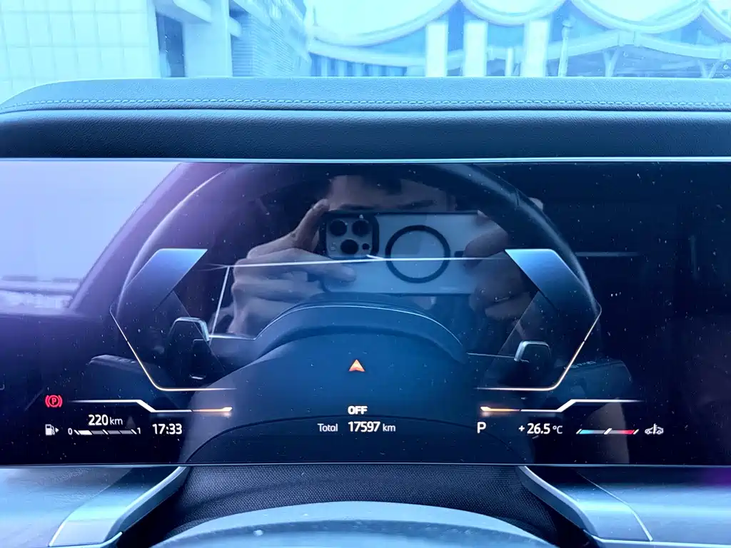 BMW 7 Series — миниатюра 19