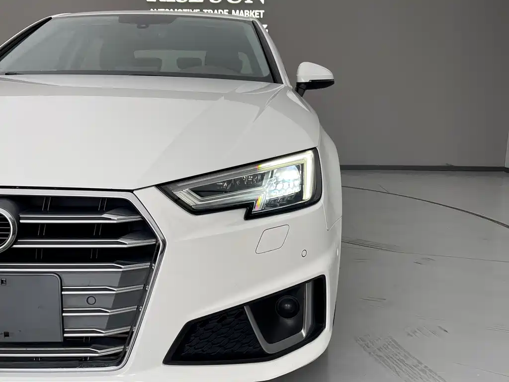 Audi A4L — миниатюра 13