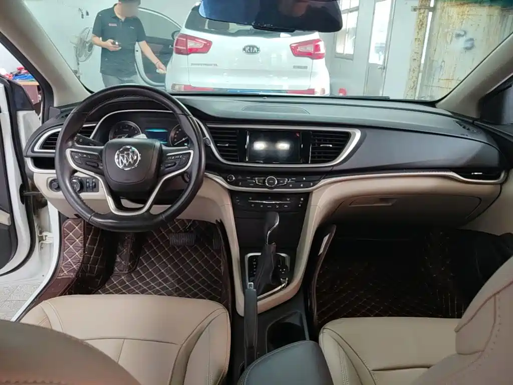 Buick Excelle — миниатюра 10