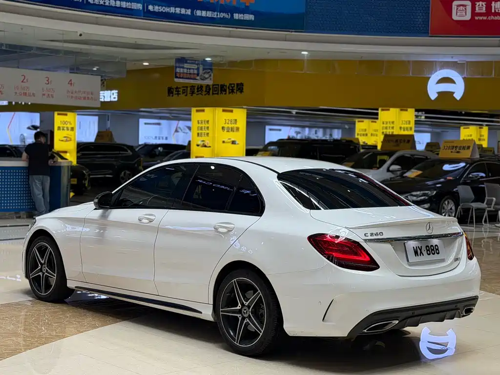 Mercedes-Benz C-Class — миниатюра 6