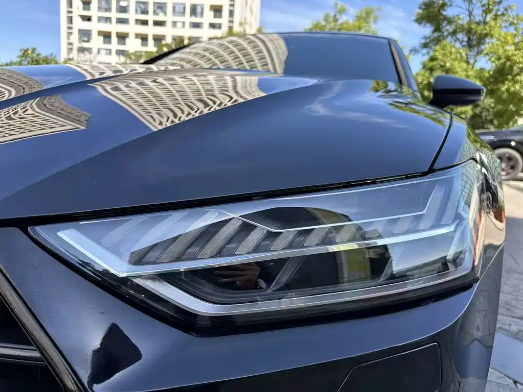 Audi A7L — миниатюра 23