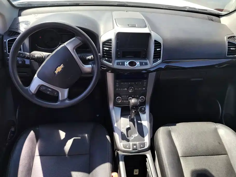 Chevrolet Captiva — миниатюра 12