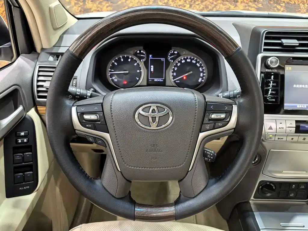 Toyota Prado — миниатюра 17