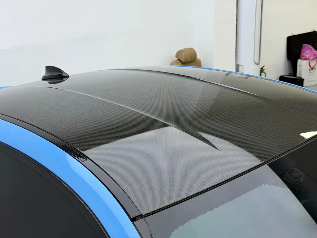 BMW M4 — миниатюра 6