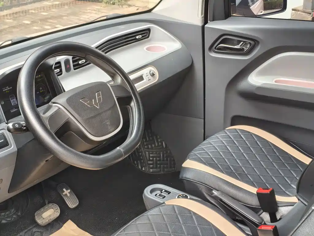Wuling MINIEV — миниатюра 12