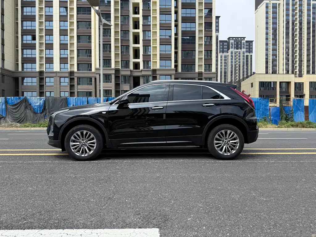 Cadillac XT4 2024 28T Luxury