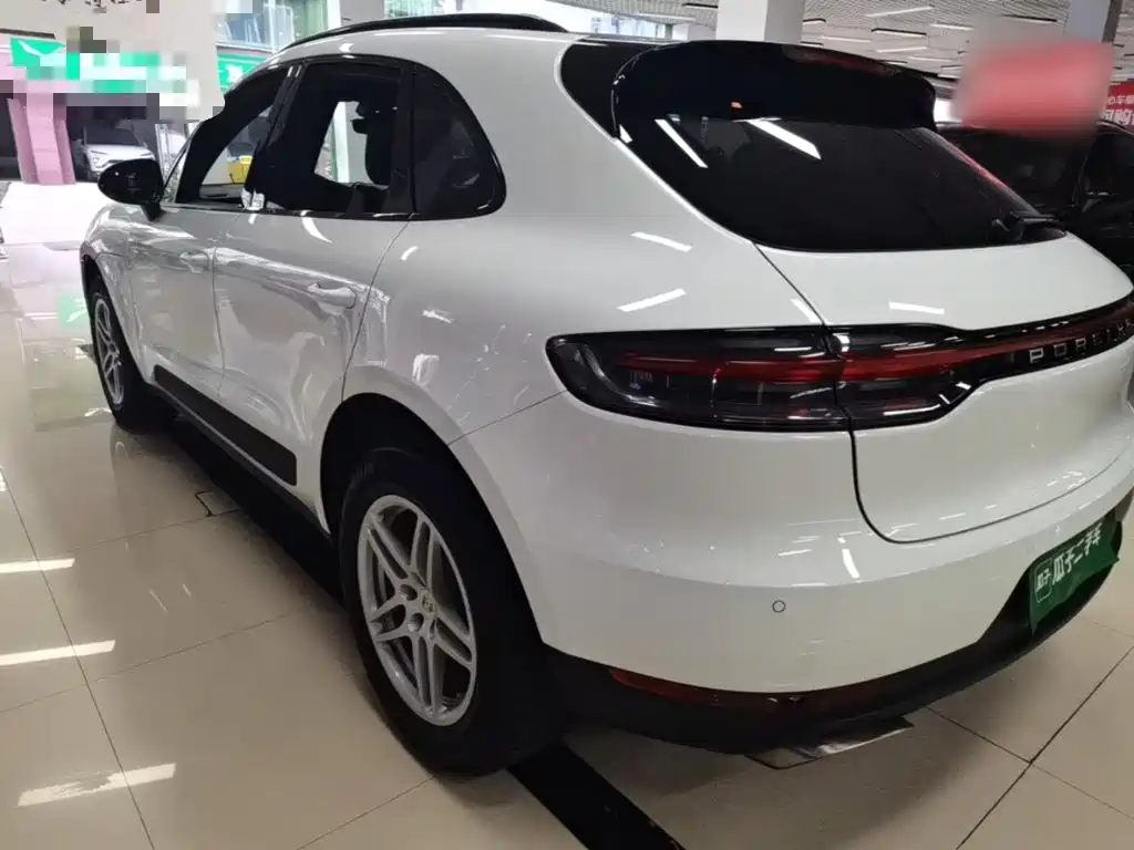 Porsche Macan — миниатюра 5