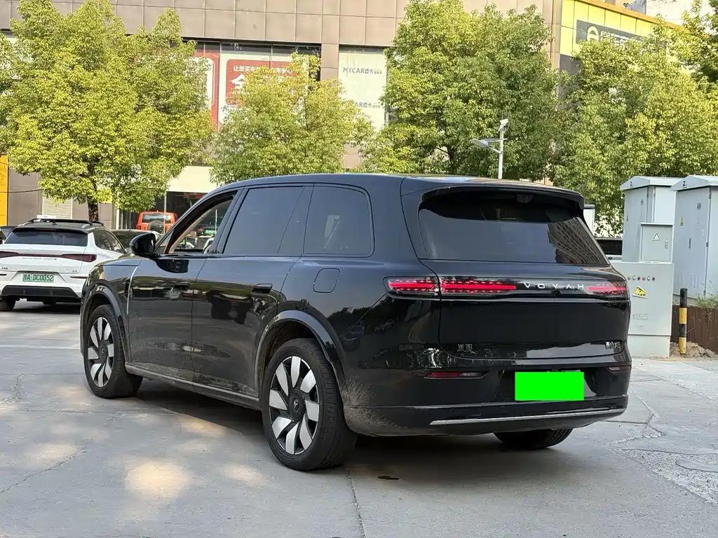 VOYAH Taishan X8 — миниатюра 9