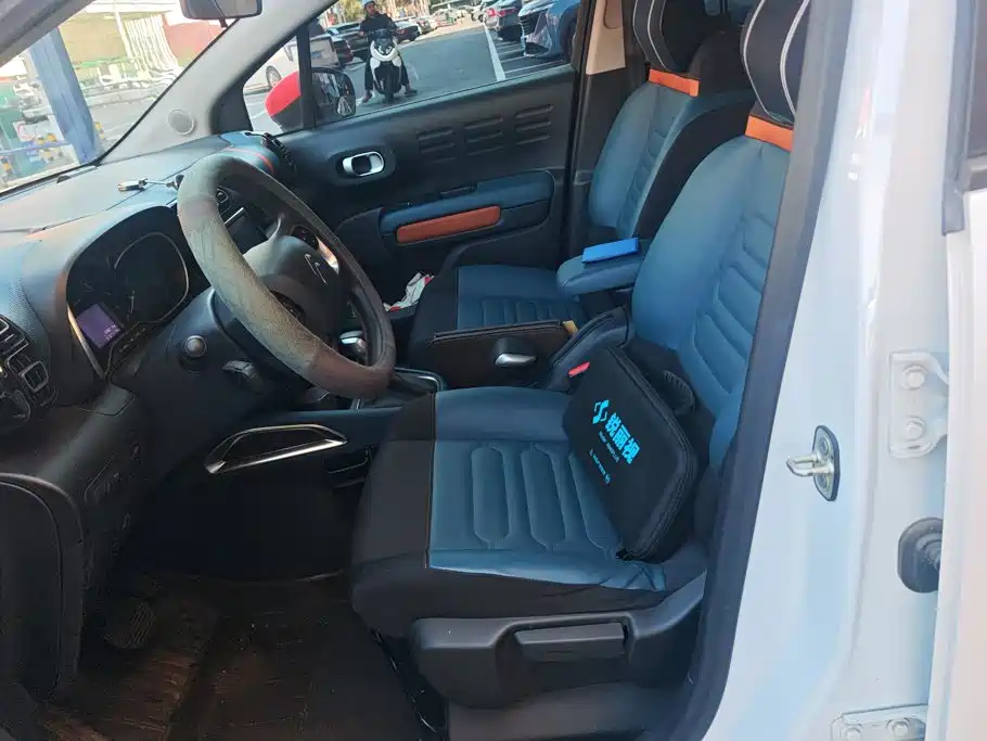Citroen C4 Aircross — миниатюра 9