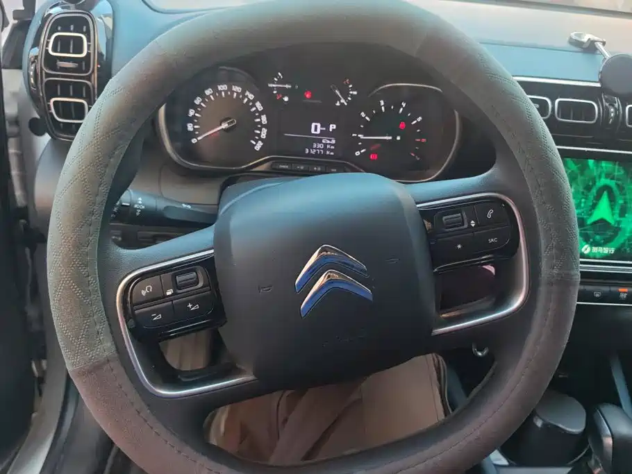 Citroen C4 Aircross — миниатюра 15