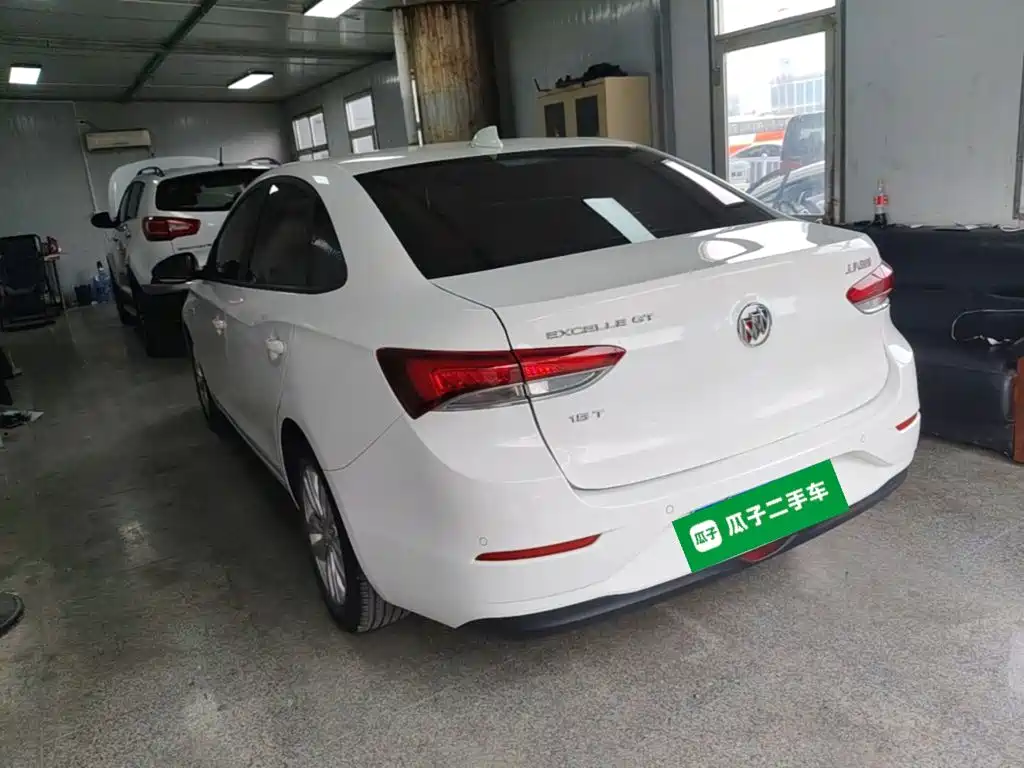 Buick Excelle — миниатюра 5
