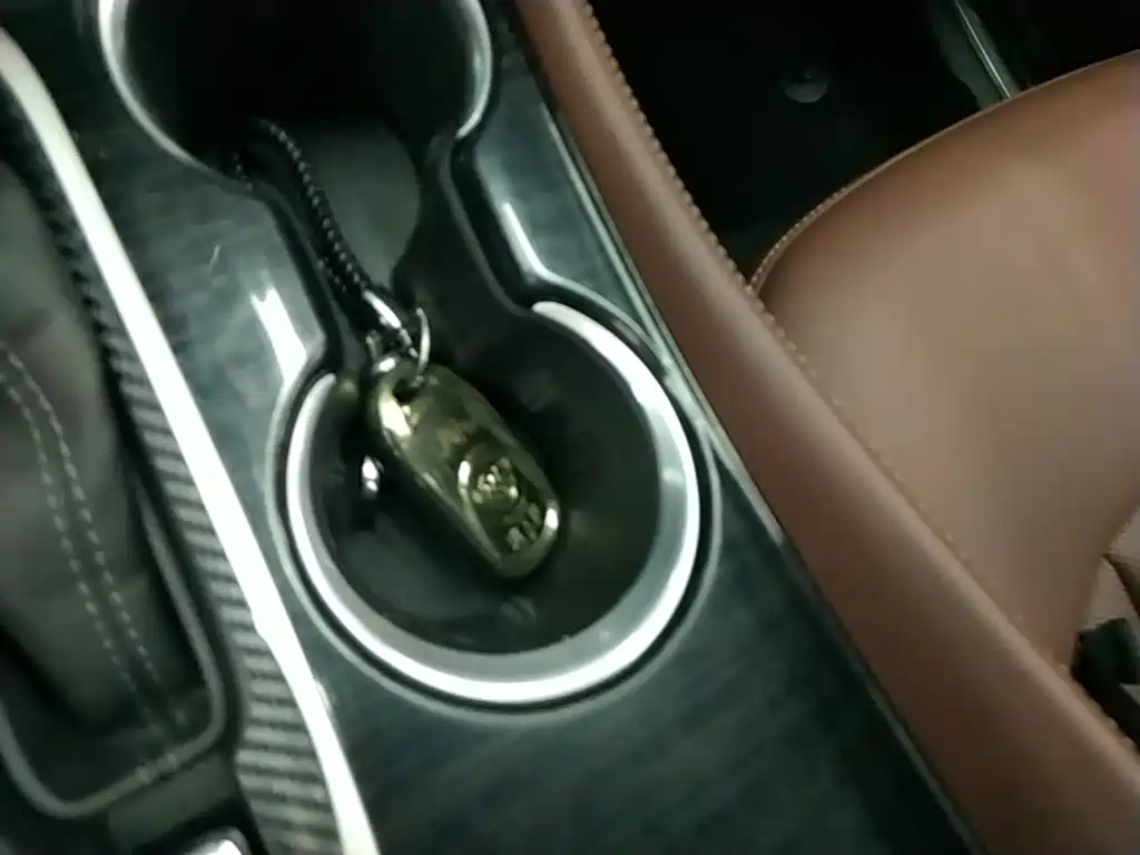 Buick Envision Plus — миниатюра 9