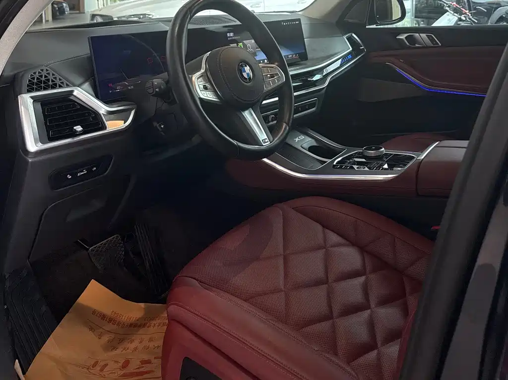 BMW X5 2024 xDrive 40Li Premium