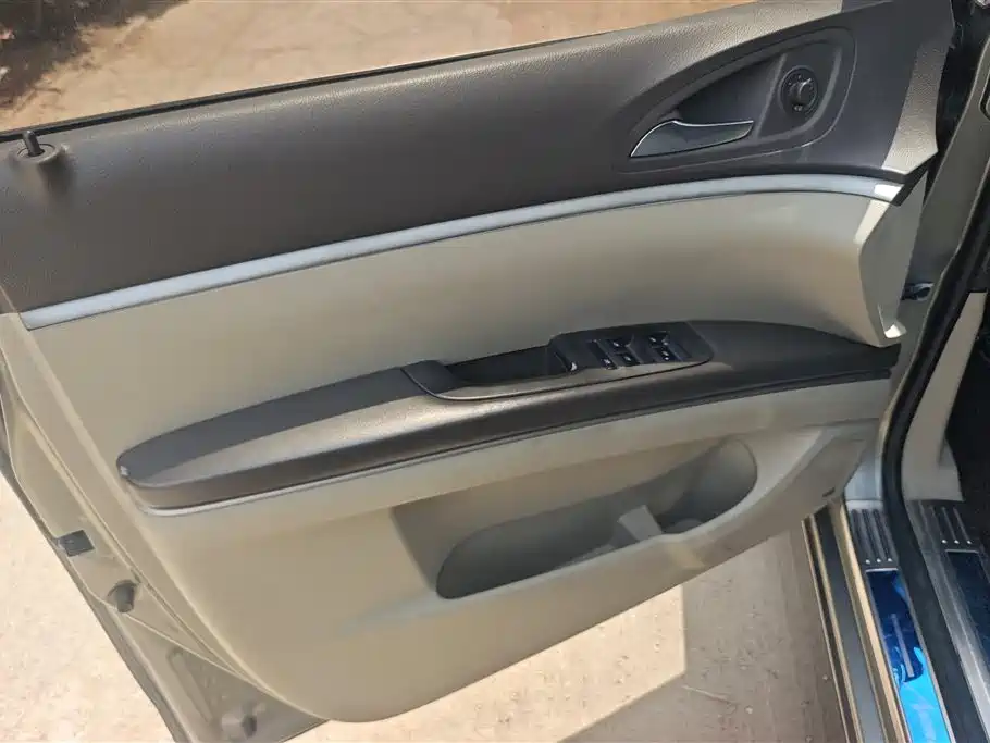 Buick GL8 2011 3.0L GT Luxury