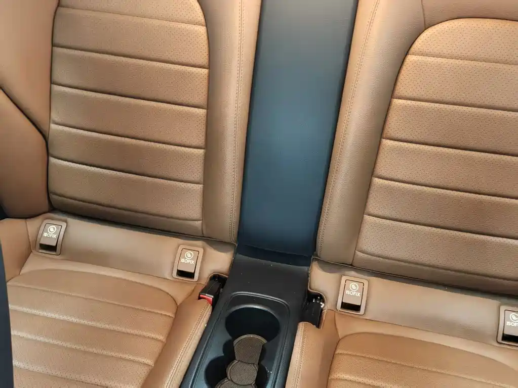 Mercedes-Benz C-Class (Import) — миниатюра 8