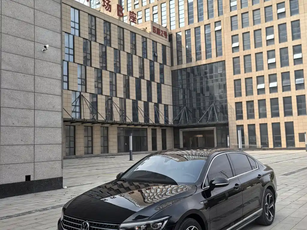 Volkswagen Magotan 2024
