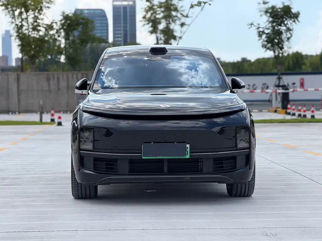 Li Auto Li L9 — миниатюра 2