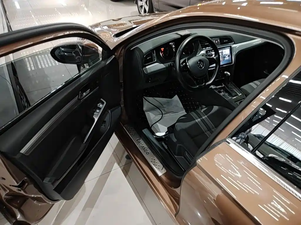 Volkswagen Lamando — миниатюра 16