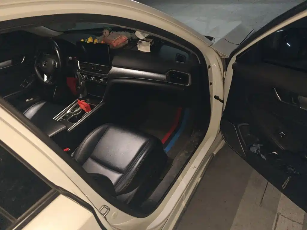 Honda Accord — миниатюра 17