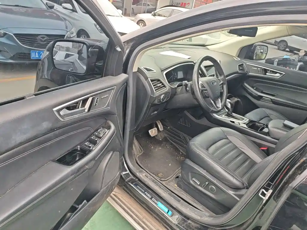 Ford Edge — миниатюра 16