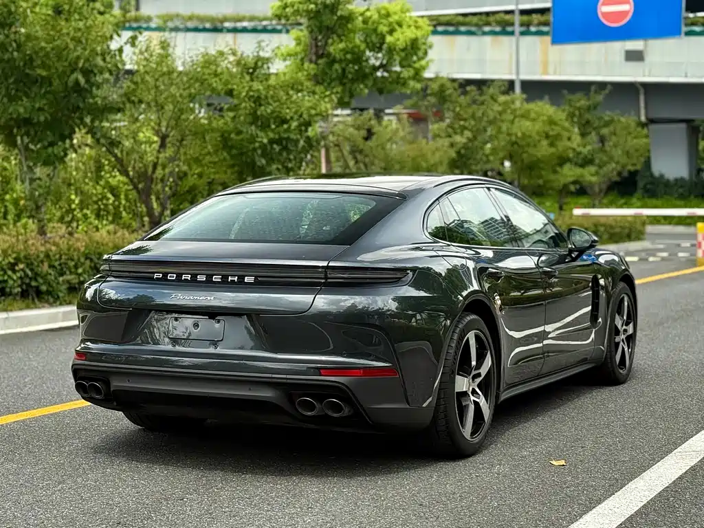 Porsche Panamera — миниатюра 6