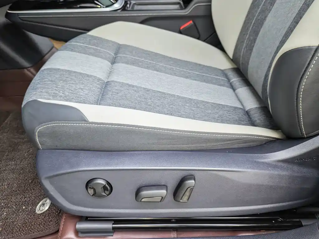 Volkswagen ID.4 Crozz — миниатюра 7