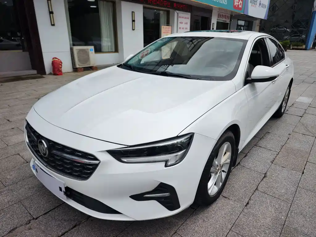 Buick Regal 2021