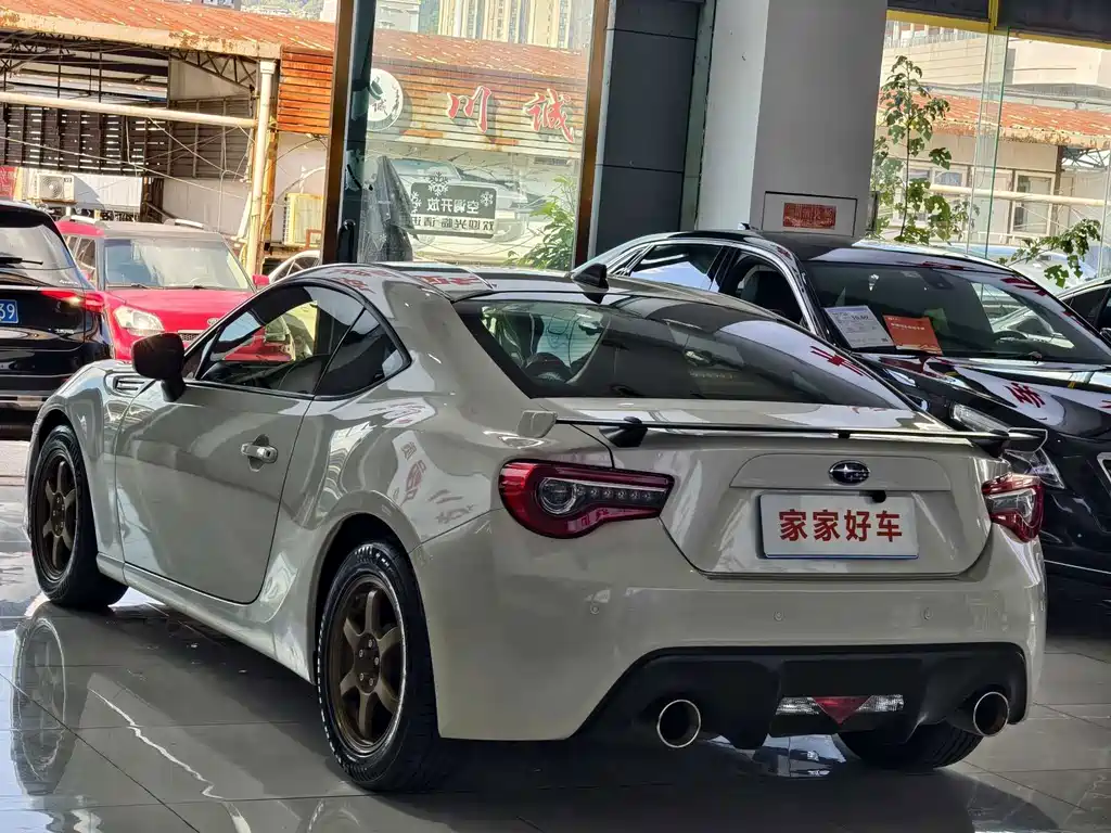 Subaru BRZ — миниатюра 12
