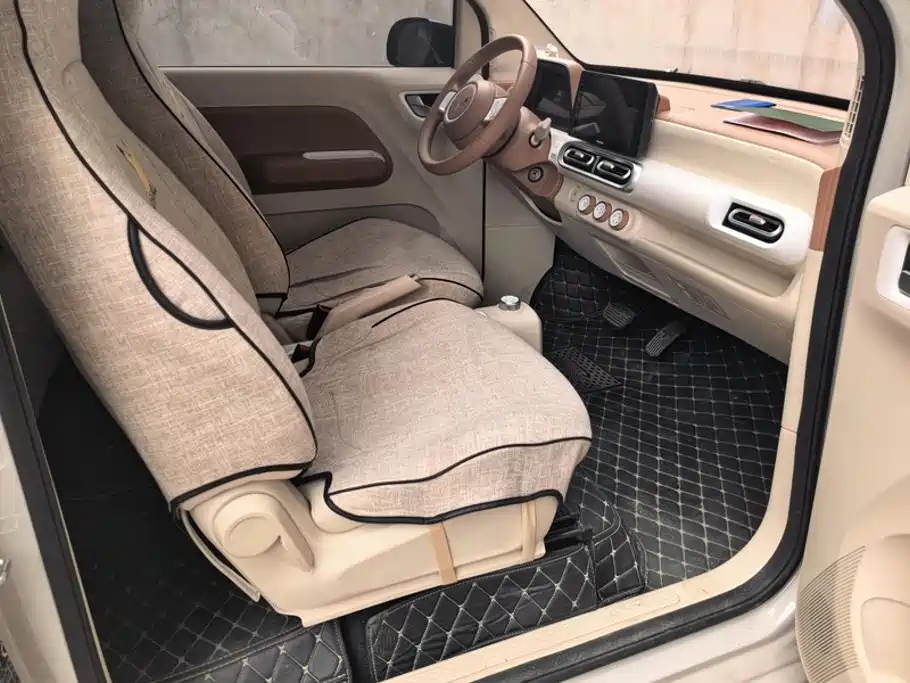Wuling MINIEV — миниатюра 8