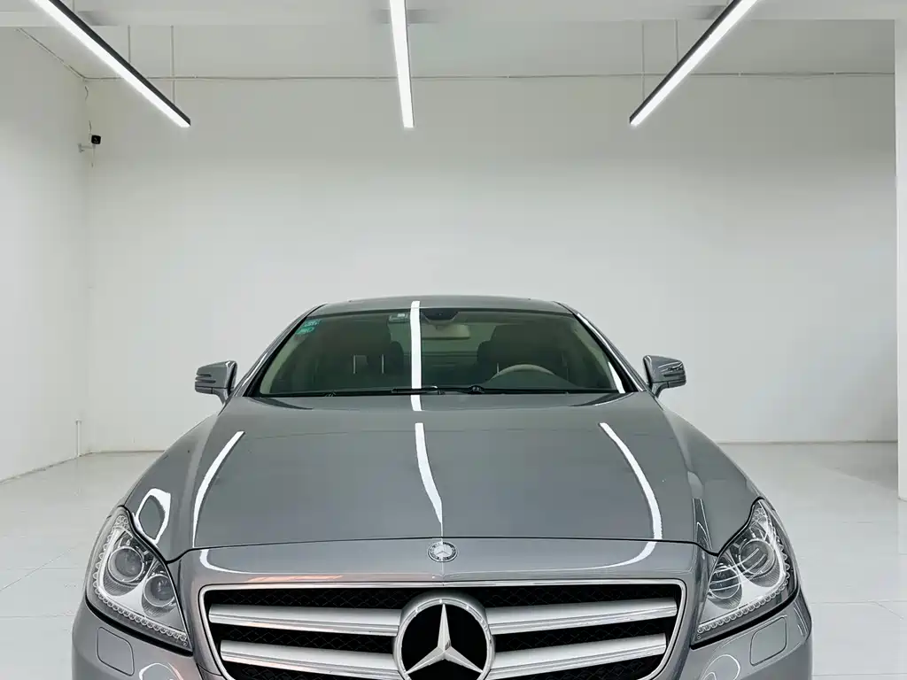 Mercedes-Benz CLS — миниатюра 2