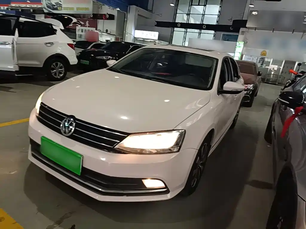 Volkswagen Sagitar — миниатюра 2