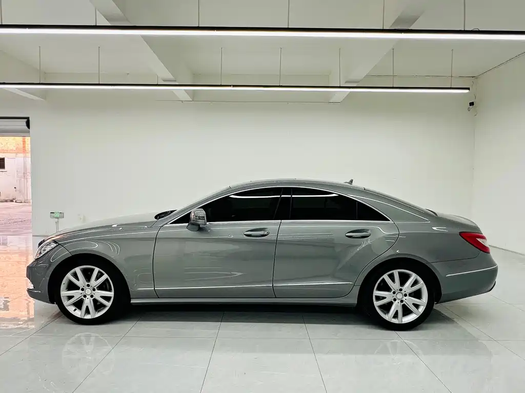 Mercedes-Benz CLS — миниатюра 4